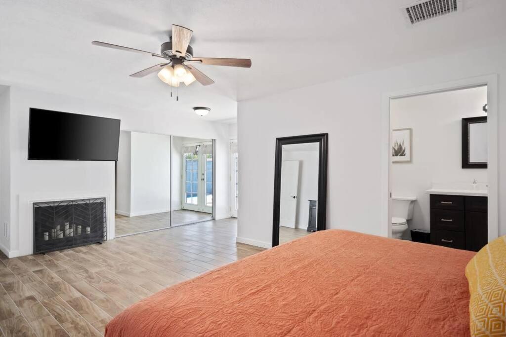 Villa Fab Phx Getaway W/ Pool & Fire Pit Phoenix Exterior foto