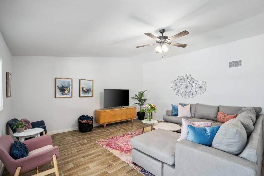 Villa Fab Phx Getaway W/ Pool & Fire Pit Phoenix Exterior foto