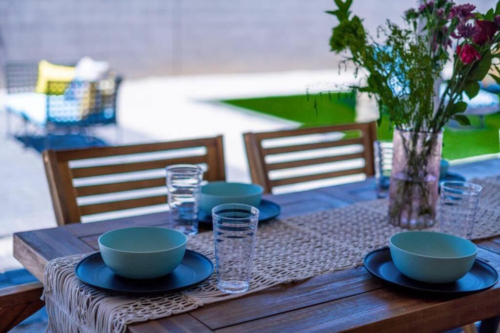 Villa Fab Phx Getaway W/ Pool & Fire Pit Phoenix Exterior foto